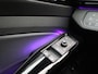 Volkswagen ID.4 Pro Limited Edition 77 kWh | Navigatie | Draadloze Apple Carplay | Adaptieve cruise control | Parkeersensoren | Climate control | Stoel en Stuur verwarming | Trekhaak | IQ-matrix verlichting | Elektrische achterklep |