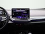 Volkswagen ID.4 Pro Limited Edition 77 kWh | Navigatie | Draadloze Apple Carplay | Adaptieve cruise control | Parkeersensoren | Climate control | Stoel en Stuur verwarming | Trekhaak | IQ-matrix verlichting | Elektrische achterklep |