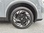 Nissan Qashqai 1.3 MHEV Xtronic N-Connecta Automaat / HUD / Nieuw Model / Facelift / Design Pack / Cold Pack / Allseason banden / Trekgewicht 1800 kg / Stuur-, Stoel en Voorruitverwarming / Elektrische achterklep /Rondomzicht camera / Adaptief CC /