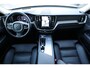 Volvo XC60 2.0 T6 Plug-in hybrid AWD Ultimate Dark | Schuif-/ kanteldak| Head-up display| Harman Kardon audiosysteem| Stoelverwarming voor + achter| Stuurwielverwarming| Semi- elektrisch inklapbare trekhaak|