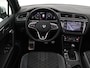 Volkswagen Tiguan 1.4 TSI eHybrid R-Line Business+ | Pano dak | Trekhaak | Stuur-/Stoelverwarming | IQ Light | ACC |