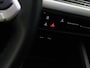 Volkswagen Golf Variant 1.5 eTSI Life Business | ACHTERUITRIJCAMERA | NAVIGATIE | APPLE CARPLAY | PARKEERSENSOREN | HEAD UP DISPLAY | ELEKTRISCHE ACHTERKLEP |