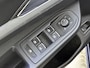 Volkswagen Golf Variant 1.5 eTSI Life Business | ACHTERUITRIJCAMERA | NAVIGATIE | APPLE CARPLAY | PARKEERSENSOREN | HEAD UP DISPLAY | ELEKTRISCHE ACHTERKLEP |