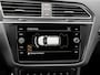 Volkswagen Tiguan 1.5 R-Line Business+ / Black Edition / Adaptive Cruise Control /  IQ Light / Wegklapbare Trekhaak