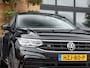 Volkswagen Tiguan 1.5 R-Line Business+ / Black Edition / Adaptive Cruise Control /  IQ Light / Wegklapbare Trekhaak