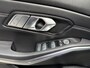 BMW 3-Serie 320e M-Sport ECC/PDC/CAM/LMV17/LED V&A/LEER/NAVI