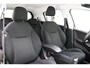 Peugeot 208 1.2 PureTech Signature 82 PK | Handgeschakeld | Airco | Navigatie | Cruise Control | Parkeersensor | Licht metalen velgen | Bluetooth | 1e eigenaar
