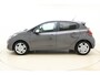 Peugeot 208 1.2 PureTech Signature 82 PK | Handgeschakeld | Airco | Navigatie | Cruise Control | Parkeersensor | Licht metalen velgen | Bluetooth | 1e eigenaar
