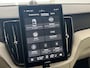 Volvo XC60 T6 Plug-in hybrid AWD Ultra Bright | Luchtvering | 360 camera | Adaptieve cruise control | Panoramadak | Head-up display | Geluidsisolerend glas | Voorverwarmingsinstallatie |