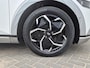 Hyundai Ioniq 5 Lounge 77.4 kWh Automaat / Origineel NL Auto / 03-2029 Fabrieksgarantie / Camera Spiegels / HUD / Apple Carplay Android Auto / Stuur-, Stoel en Achterbankverwarming / Rondomzicht camera / Elektrische achterklep / Trekgewicht 1600 kg / Bose Audio Systeem / Warmtepomp /
