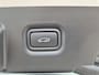 Hyundai Ioniq 5 Lounge 77.4 kWh Automaat / Origineel NL Auto / 03-2029 Fabrieksgarantie / Camera Spiegels / HUD / Apple Carplay Android Auto / Stuur-, Stoel en Achterbankverwarming / Rondomzicht camera / Elektrische achterklep / Trekgewicht 1600 kg / Bose Audio Systeem / Warmtepomp /