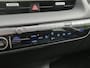 Hyundai Ioniq 5 Lounge 77.4 kWh Automaat / Origineel NL Auto / 03-2029 Fabrieksgarantie / Camera Spiegels / HUD / Apple Carplay Android Auto / Stuur-, Stoel en Achterbankverwarming / Rondomzicht camera / Elektrische achterklep / Trekgewicht 1600 kg / Bose Audio Systeem / Warmtepomp /