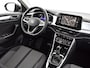 Volkswagen T-Roc 1.5 TSI 150pk DSG Life Edition · Camera · Keyless · Apple/Android Car Play · Navigatie · P-Sensoren · Parkeer Assistent · 17'' Inch · Garantie t/m 30-01-2027