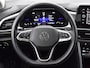 Volkswagen T-Roc 1.5 TSI 150pk DSG Life Edition · Camera · Keyless · Apple/Android Car Play · Navigatie · P-Sensoren · Parkeer Assistent · 17'' Inch · Garantie t/m 30-01-2027