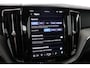 Volvo XC60 T6 Plug-in hybrid Ultra Black Edition | Trekhaak | Panoramadak | Head-Up | 360 Camera | 21 Inch
