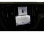 Volvo XC60 T6 Plug-in hybrid Ultra Black Edition | Trekhaak | Panoramadak | Head-Up | 360 Camera | 21 Inch