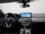 BMW 5-Serie Touring 530e Luxury Line Plug In Hybrid 294pk Dealer O.H PHEV | Trekhaak Af Fabriek | Panodak | Camera | Lederen Sportstoelen Memory & Verwarmd | Apple Carplay | Cruise Control | Navigatie | Virtual | DAB |
