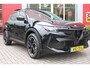 Alfa Romeo Junior 1.2 Turbo 136PK IBRIDA SPECIALE | NIEUWE AUTO! | PANORAMISCH SCHUIF/KANTEL DAK | SPORT PACK: SABELT SPORT STOELEN/ALCANTARA STUURWIEL | TECHNO PACK: LED MATRIX KOPLAMPEN/DRAADLOZE TELEFOONLADER/ACHTERUITRIJ CAMERA | VERWARMBARE VOORRUIT | 18" LICHTMETALEN VELGEN "PETALI" | DRAADLOZE APPLE CARPLAY/ANDROID AUTO | NAVIGATIE | STOEL VERWARMING | DODEHOEK DETECTIE | ELEKTRISCH BEDIENBARE ACHTERKLEP | KEYLESS ENTRY/START | ADAPTIVE CRUISE CONTROL |