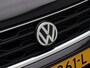 Volkswagen T-Roc 1.0 TSi 115 Pk Sport | Adaptive Cruise | Carplay | Navigatiesysteem | LED | Privacy Glass | Sensoren | Climate Control | 17 Inch