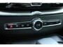 Volvo XC60 T6 Automaat Plug-in hybrid AWD Ultra Dark | Verwarmbare voorstoelen | Verwarmbaar stuurwiel | Verwarmbare achterbank | Rondom zicht camera | Premium audio by Harman Kardon | Panoramadak | Semi Elektrische Trekhaak | Alarmklasse 3