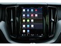 Volvo XC60 T6 Automaat Plug-in hybrid AWD Ultra Dark | Verwarmbare voorstoelen | Verwarmbaar stuurwiel | Verwarmbare achterbank | Rondom zicht camera | Premium audio by Harman Kardon | Panoramadak | Semi Elektrische Trekhaak | Alarmklasse 3