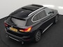 BMW X1 sDrive20i Sportline Automaat 192pk | Trekhaak Afneembaar | Panodak | Head Up | Lederen Sportstoelen Verwarmd | Navigatie | Camera | Sfeerverlichting | Virtual  | DAB |