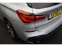 BMW X1 xDrive20i High Executive M-pakket 2017 | Dealer Onderhouden | Panorama Dak | Airco | Navigatie | Cruise Control | Stoelverwarming | Stuurwiel Bediening | 2 Sleutels | Dashcam | Spraak Bediening | Nationale Autopas