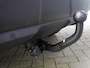 Peugeot 3008 1.2 PureTech Blue Lease Premium | Automaat | Trekhaak | 19 inch lichtmetalen velgen | Elektrisch bedienbare kofferbakklep | Navigatie | Achteruitrijcamera | Draadloze telefoonlader | Keyless entry en start
