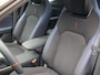 Lynk & Co 02 Core 66 kWh / Adaptieve Cruise / Stoelverwarming / Panoramadak / Parkeercamera / Elektrische Kofferbak / Dodehoek Assistent / Parkeersensoren / Snelweg Assistent / Carplay /