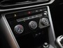 Volkswagen T-Roc 1.0 TSI Life | 115 PK | Airco | Digital Cockpit | All Season Banden | Navi by Shop | Park Assist