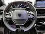 Peugeot e-2008 EV GT 54 kWh 156 pk Automaat | Navigatie | Achteruitrijcamera | Parkeersensoren Voor en Achter | Alcantara Bekleding | Sportstoelen | Full-LED Koplampen | Keyless Entry/Start | Climate Control | Cruise Control | 17" Lichtmetalen Velgen | Apple Carplay/Android Auto |