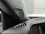 Peugeot e-2008 EV GT 54 kWh 156 pk Automaat | Navigatie | Achteruitrijcamera | Parkeersensoren Voor en Achter | Alcantara Bekleding | Sportstoelen | Full-LED Koplampen | Keyless Entry/Start | Climate Control | Cruise Control | 17" Lichtmetalen Velgen | Apple Carplay/Android Auto |
