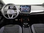 Volkswagen ID.5 Pro Business 77 kWh accu, 210 kW / 286 pk SUV Elek | 360 Camera | Led matrix | Navigatie | Elektrische Achterklep | Panoramdak | Stoelverwarming |