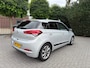 Hyundai i20 1.2 (4 cil), Clima, Cruise Control, Panoramadak, Led, LM-velgen 16" & all-season banden, Parkeersensoren, Privacy Glas