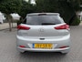 Hyundai i20 1.2 (4 cil), Clima, Cruise Control, Panoramadak, Led, LM-velgen 16" & all-season banden, Parkeersensoren, Privacy Glas