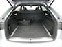 Audi Q8 55 TFSI e 381 pk quattro S-Line Panorama Matrix Led Camera Luchtvering Stoelverwarming Navigatie Carplay 16