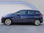 BMW 2-Serie Active Tourer 225xe iPerformance /Apple Carplay/Parkeersens.V+A+CAM./Elektr. klep/Stoelverw./Cruise&Clima Contr.//Lendesteunen/17''LMV/(MET GARANTIE*)
