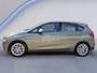 BMW 2-Serie Active Tourer 225xe iPerformance /Apple Carplay/Elektr. klep/Parkeersens./Cruise&Clima Contr./Navi/17''LMV/(MET GARANTIE*)