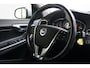 Volvo V60 1.6 T3 Momentum | Cruise control | Lederen/stof bekleding | Parkeer assistent