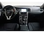 Volvo V60 1.6 T3 Momentum | Cruise control | Lederen/stof bekleding | Parkeer assistent