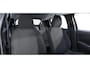 Peugeot 208 Style | Dashboard en deurpanelen in kunststof met carboneffect | Ecoled koplampen | Elektrisch verstelbare en verwarmbare buitenspiegels