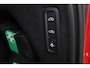 Volvo XC90 T8 Recharge AWD Plus Dark - LONG RANGE - Luchtvering - Panorama/schuifdak - IntelliSafe Assist & Surround - 360º Camera - Harman/Kardon audio - Adaptieve LED koplampen - Verwarmde voorstoelen, stuur & achterbank - Parkeersensoren voor & achter - Elektr. bedienb. voorstoelen met geheugen - Draadloze tel. lader - Extra getint glas - Elektr. inklapbare trekhaak - 20' LMV