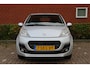 Peugeot 107 1.0 Active UNIEK! | NL-auto | Unieke KMstand NAP! | 5 deuren | Airco | Elek. ramen | Centr. deurvergr. | Metallic lak | Radio |