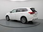 Mitsubishi Outlander 225pk PHEV Intense S Automaat Camera | Cruise | Navi | Parkeersens. v+a | Stoelverw.