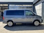 Volkswagen Transporter 2.0 TDI L1H1 DC Airco Cruise controle Telefoonverbinding Apple carplay Navigatiesysteem Stuurwielbediening Parkeersensoren schuifdeur Euro 6 DC 1e eigenaar Dealer onderhouden