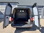 Volkswagen Transporter 2.0 TDI L1H1 DC Airco Cruise controle Telefoonverbinding Apple carplay Navigatiesysteem Stuurwielbediening Parkeersensoren schuifdeur Euro 6 DC 1e eigenaar Dealer onderhouden