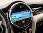 MINI Cooper Mini 1.5 Chili Automaat (5 DEURS, DEALER ONDERHOUDEN, GROOT NAVI, LEDER, GETINT GLAS, CLIMATE, STOELVERWARMING, SPORTSTOELEN, LED KOPLAMPEN, CRUISE, KEYLESS, NIEUWSTAAT)