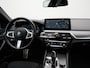 BMW 5-Serie Touring 530e M Sport Plug In Hybrid 293pk Dealer O.H PHEV | Head Up | 360 Camera | Laser LED |  Alcantara Sportstoelen Verwarmd | Blis | Apple Carplay | M Sportstuur | Navigatie | Virtual | DAB |