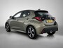 Toyota Yaris 1.5 Hybrid 115 Dynamic | Parkeersensoren V+A | Camera | Adaptive cruise control | Dodehoek assistent |
