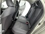 Toyota Yaris 1.5 Hybrid 115 Dynamic | Parkeersensoren V+A | Camera | Adaptive cruise control | Dodehoek assistent |